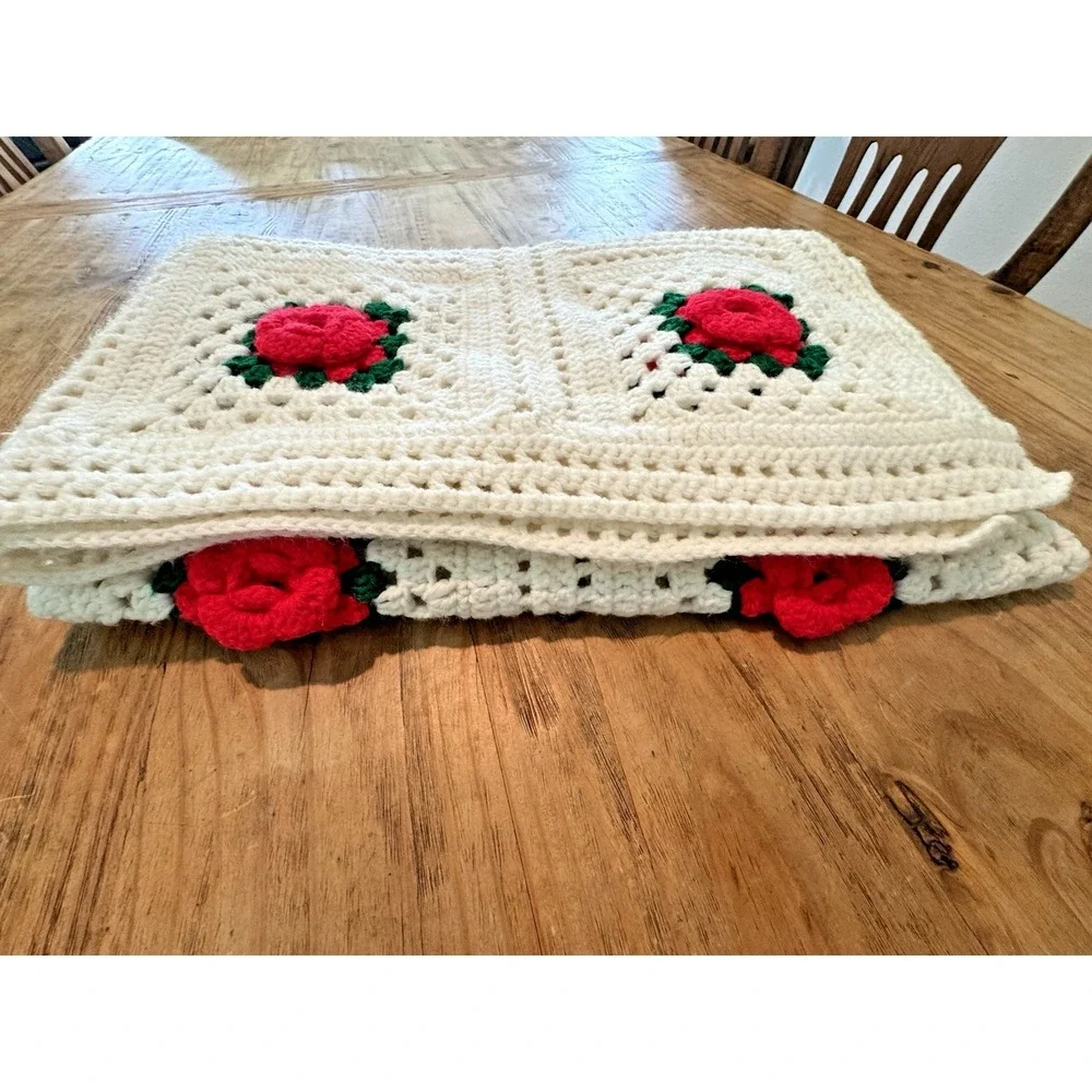 Red Rose 3D Flower Knitted Handmade Granny Square Blanket 38X46
